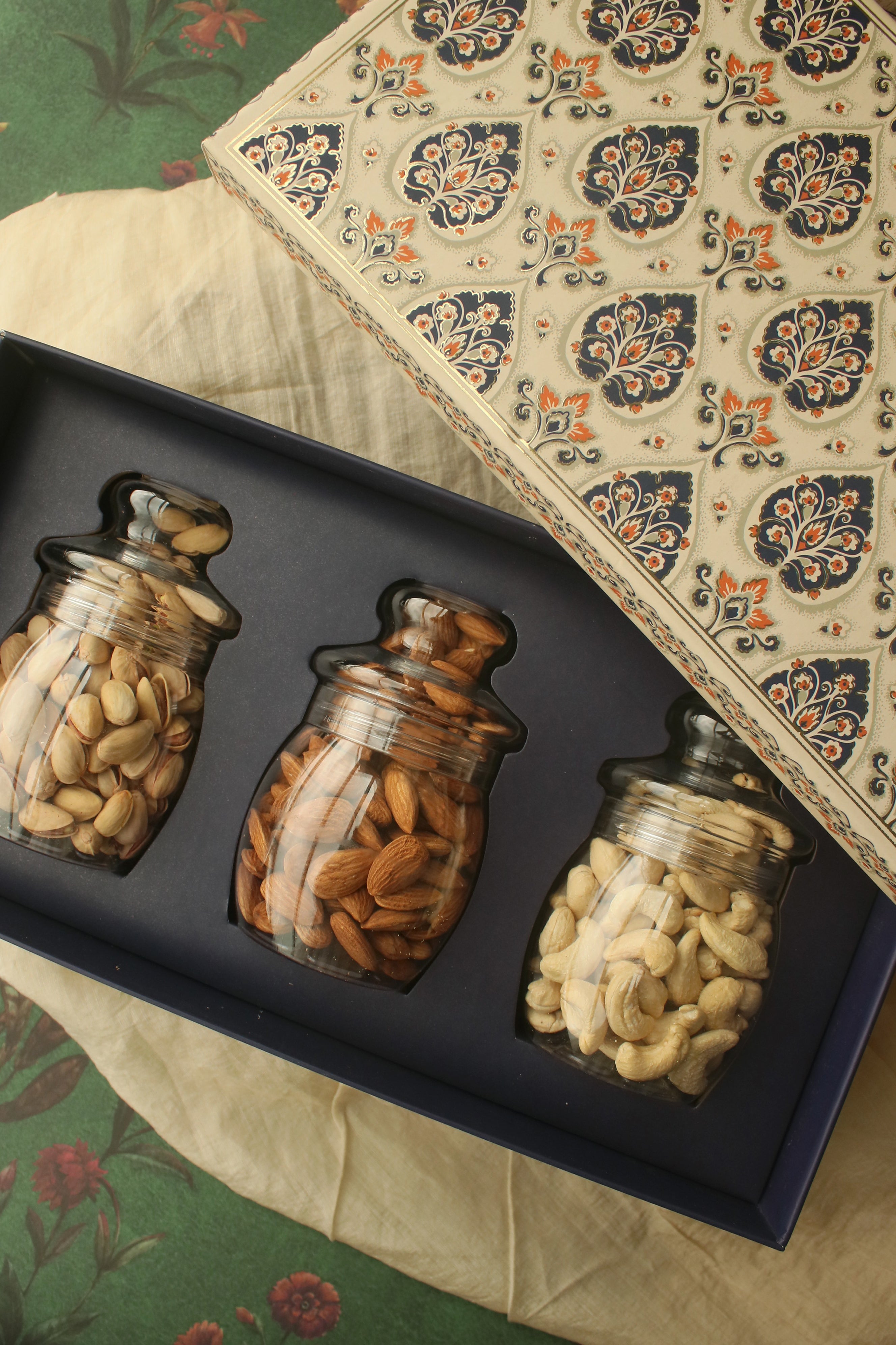 THE PRESERVE BOX