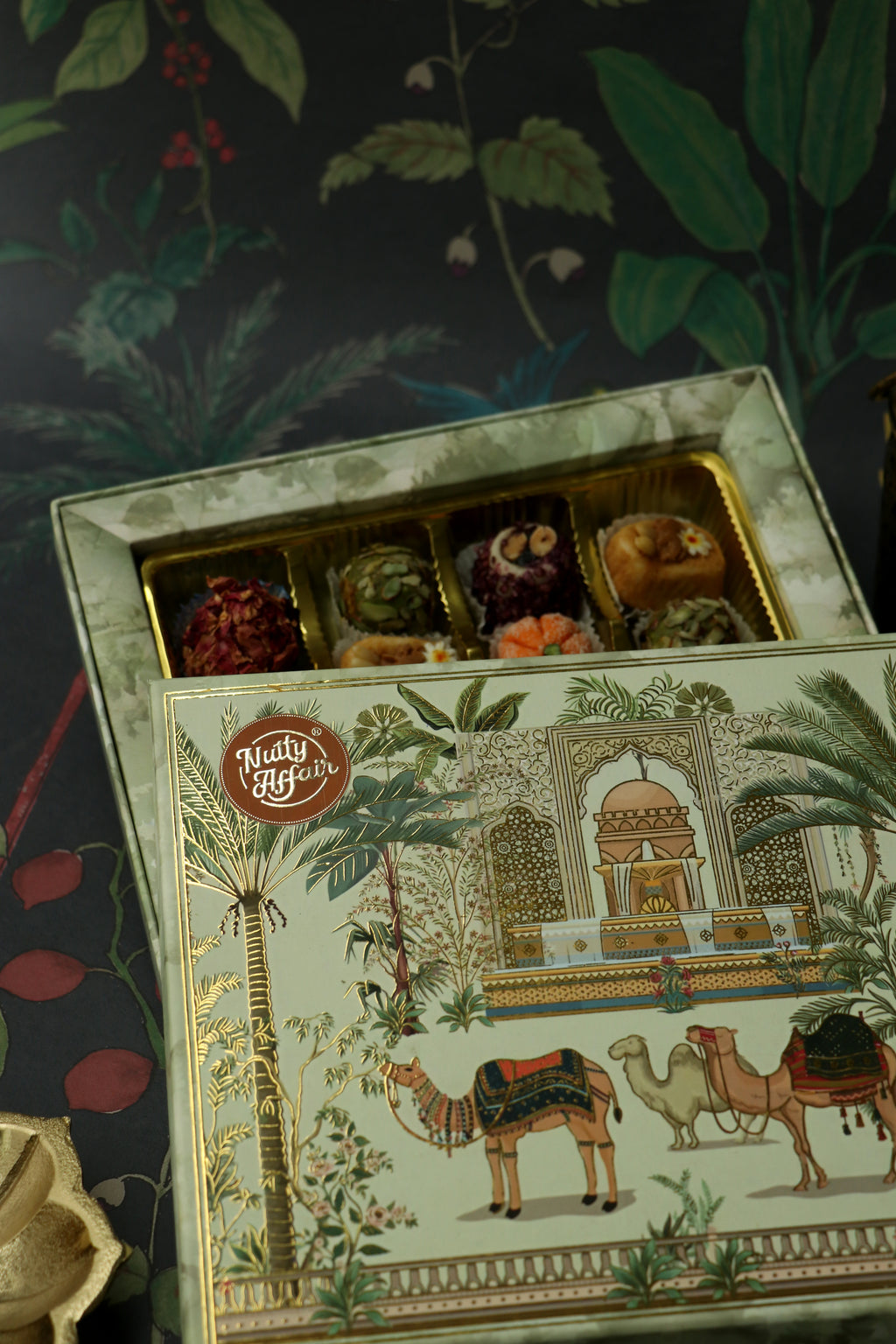 Mithas Sweet Box - 16 pc Sweet box 5