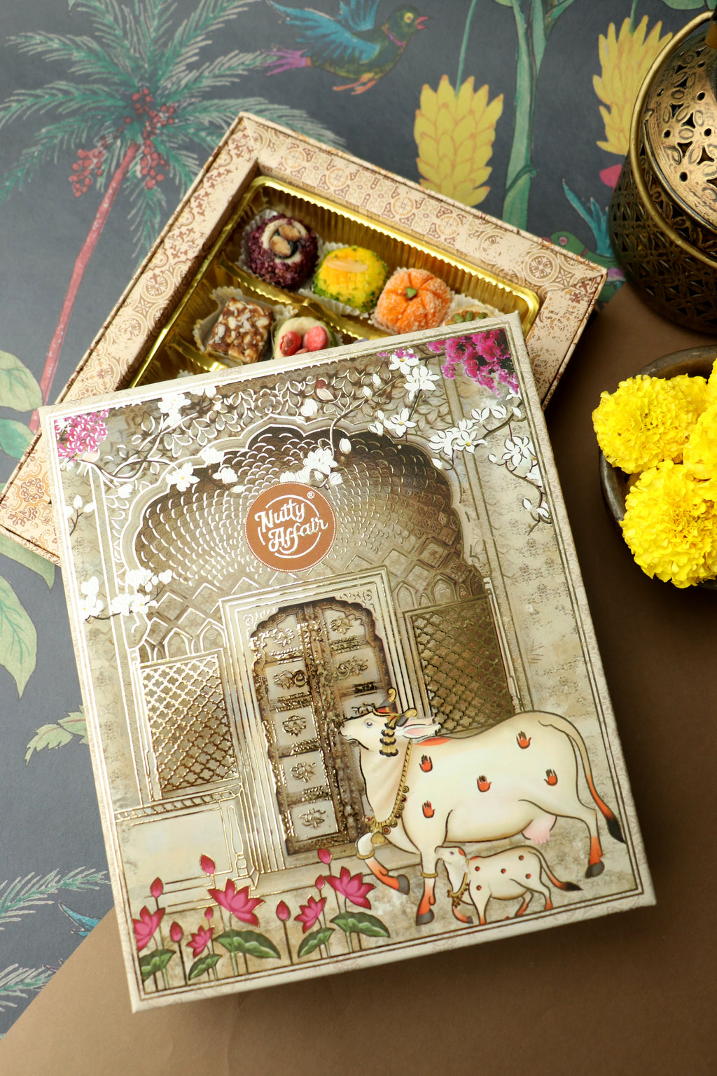 Mishri Sweet Box - 16 pc Sweet box 2