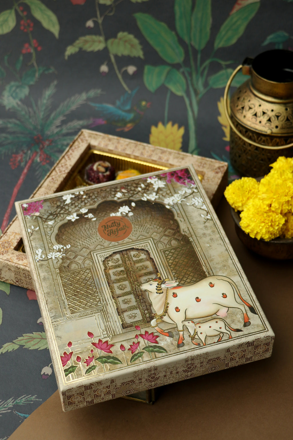 Mishri Sweet Box - 16 pc Sweet box 2